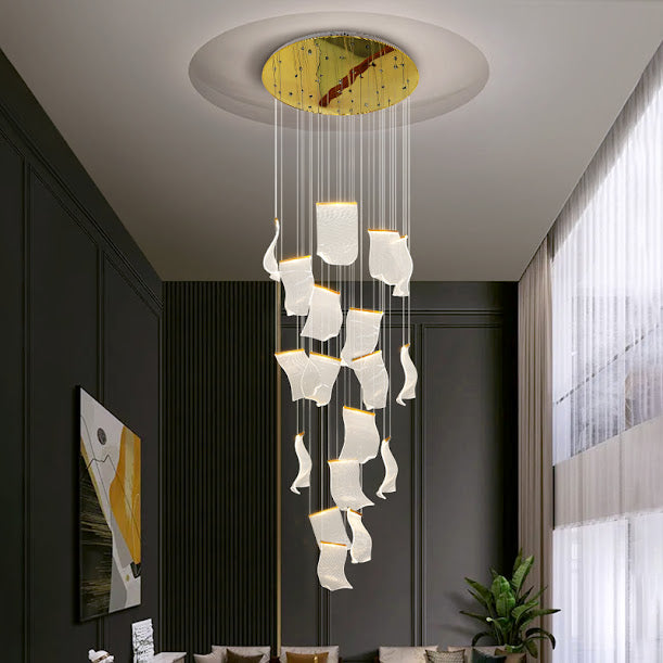 FLAMEY CHANDELIER